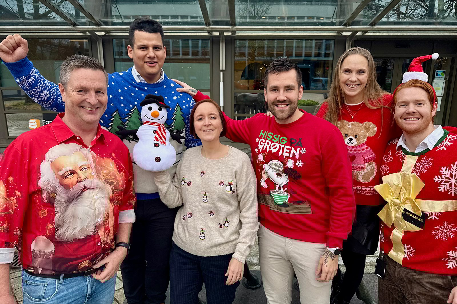 Ansatte har julegenser