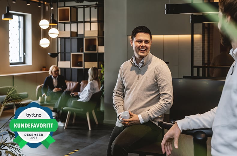 Bankradgiver snakker kunde